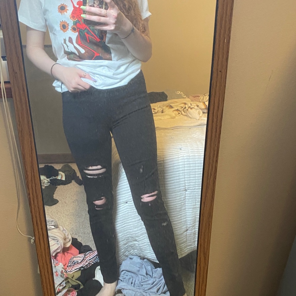 Black Ripped Skinny Jeans - Picture 3 of 4